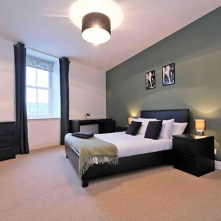 Modern & Spacious Apartment In City Centre アバディーン エクステリア 写真